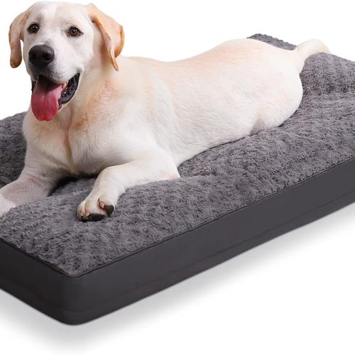 Rose patterned plush pet bed